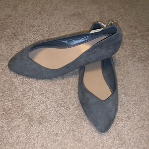 Gray Old Navy flats - Size 9 (fits more like 8.5)